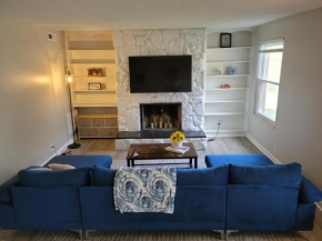 Cheerful 3 Bedroom Townhouse in Central Nashville